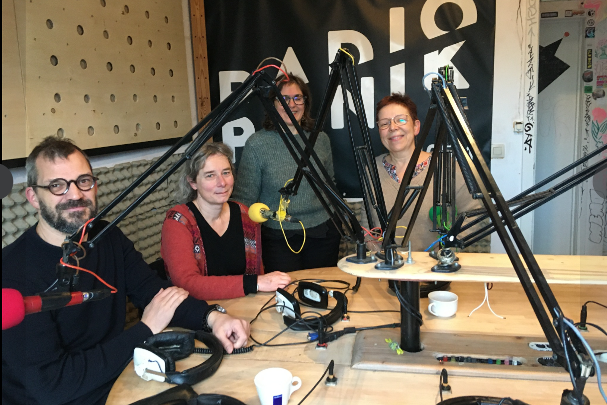 Marie-Thérèse Coenen et Claudine Marissal sur Radio-Panik afin d&rsquo;évoquer l&rsquo;histoire et l&rsquo;actualité des maisons médicales, bastions d&rsquo;une médecine populaire